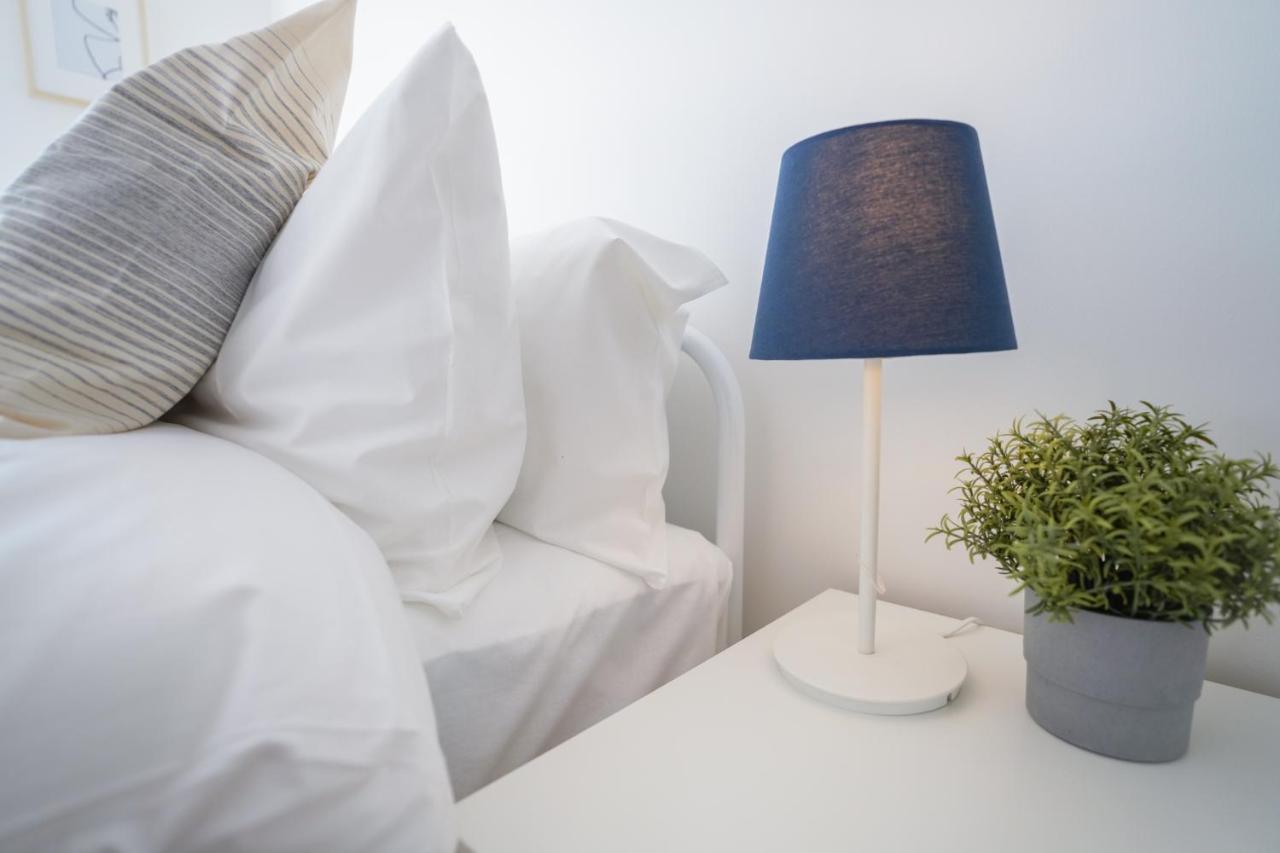 Stylish Apartment With Private Parking Кардифф Экстерьер фото